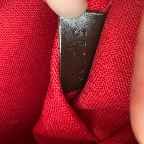 🤎 Louis Vuitton Thames GM – Damier Ebene – Red Interior - Picture 13 of 15